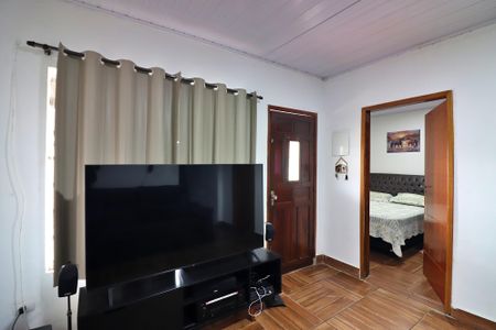 Casa à venda com 253m², 4 quartos e 1 vagaSala 