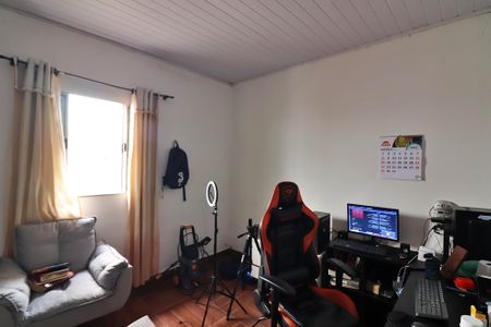 Casa à venda com 253m², 4 quartos e 1 vagaQuarto 2