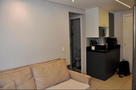 Apartamento para alugar com 32m², 2 quartos e sem vaga Apartamento para alugar com 32m², 2 quartos e sem vagaDetalhe - Sala