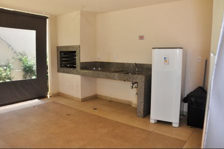 Apartamento para alugar com 32m², 2 quartos e sem vaga Apartamento para alugar com 32m², 2 quartos e sem vagaChurrasqueira