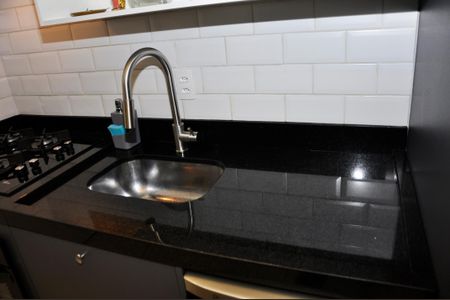 Apartamento para alugar com 32m², 2 quartos e sem vaga Apartamento para alugar com 32m², 2 quartos e sem vagaDetalhe - Cozinha Americana