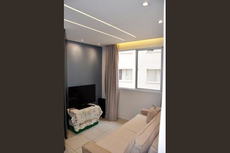 Apartamento para alugar com 32m², 2 quartos e sem vaga Apartamento para alugar com 32m², 2 quartos e sem vagaDetalhe - Sala