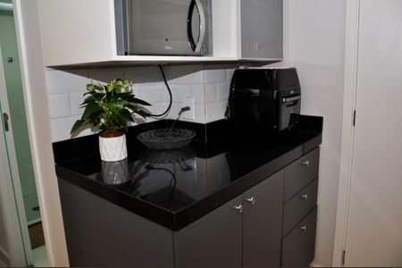 Apartamento para alugar com 32m², 2 quartos e sem vaga Apartamento para alugar com 32m², 2 quartos e sem vagaDetalhe - Área de Serviço