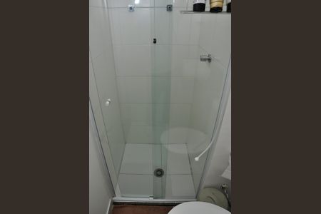 Apartamento para alugar com 32m², 2 quartos e sem vaga Apartamento para alugar com 32m², 2 quartos e sem vagaDetalhe - Banheiro Social