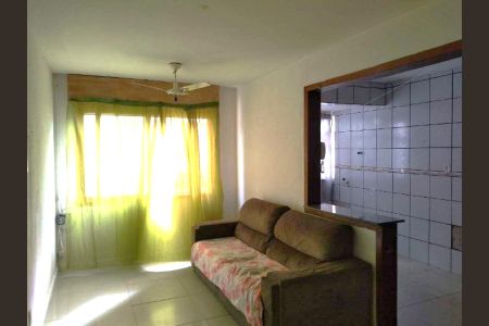 Sala de apartamento para alugar com 2 quartos, 73m² em Rubem Berta, Porto Alegre