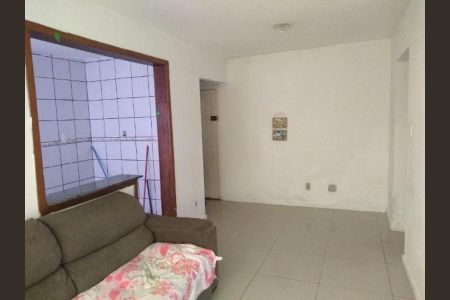Sala de apartamento para alugar com 2 quartos, 73m² em Rubem Berta, Porto Alegre