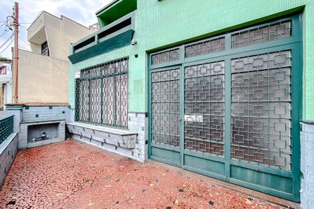 Casa para alugar com 248m², 3 quartos e 2 vagasEntrada