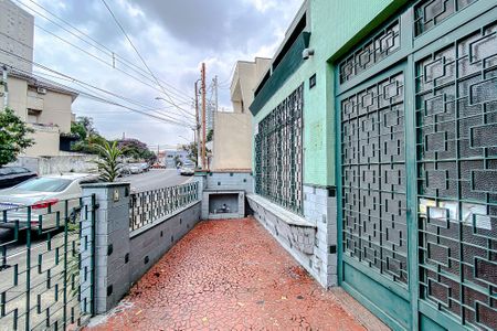 Casa para alugar com 248m², 3 quartos e 2 vagasEntrada