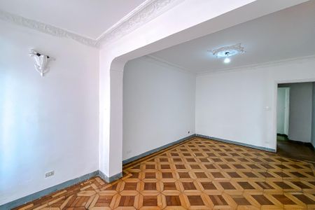 Sala de casa para alugar com 3 quartos, 248m² em Vila Bertioga, São Paulo