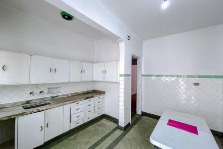 Casa para alugar com 248m², 3 quartos e 2 vagasCozinha