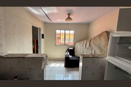 Cozinha - Sala de casa para alugar com 1 quarto, 40m² em Vila Guiomar, Santo André