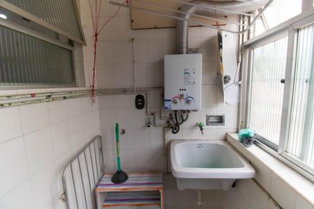 Apartamento à venda com 50m², 2 quartos e 1 vaga Apartamento à venda com 50m², 2 quartos e 1 vagaCozinha e Área de Serviço