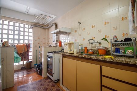 Apartamento para alugar com 90m², 4 quartos e 2 vagasCozinha