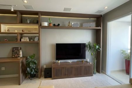 Apartamento à venda com 2 quartos, 67m² em Vila Azevedo, São Paulo