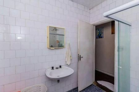 Casa à venda com 2 quartos, 140m² em Vila Nivi, São Paulo