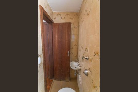 Apartamento para alugar com 220m², 4 quartos e 4 vagasBanheiro de serviço