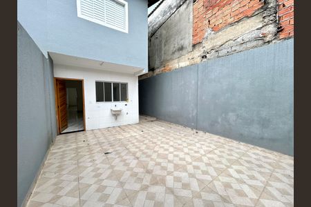 Casa à venda com 100m², 3 quartos e 2 vagas Casa à venda com 100m², 3 quartos e 2 vagasÁrea de Serviço