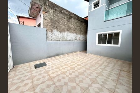 Casa à venda com 100m², 3 quartos e 2 vagas Casa à venda com 100m², 3 quartos e 2 vagasGaragem