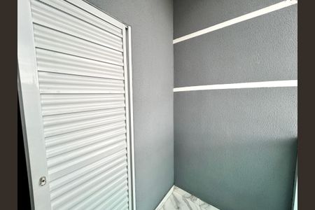 Casa à venda com 100m², 3 quartos e 2 vagas Casa à venda com 100m², 3 quartos e 2 vagasVaranda da Suíte