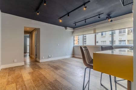 Apartamento à venda com 2 quartos, 59m² em Lapa, São Paulo