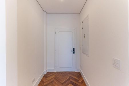 Entrada da Sala de apartamento à venda com 3 quartos, 177m² em Higienópolis, São Paulo