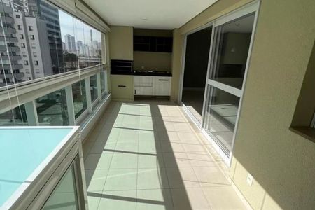 Apartamento à venda com 125m², 3 quartos e 2 vagasVaranda com vista para o centro da cidade, com piso de cerâmica e janelas grandes.