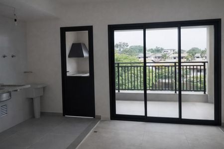 Quarto com vista para a varanda e jardim, com móveis minimalistas e iluminação natural. de apartamento à venda com 3 quartos, 91m² em Bairro das Palmeiras, Campinas
