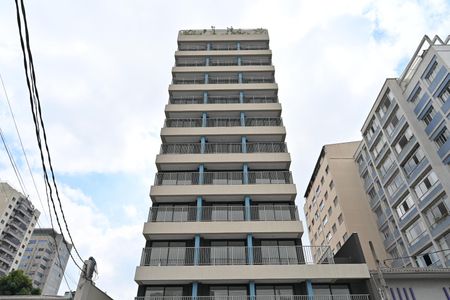 Studio à venda com 28m², 1 quarto e sem vaga Studio à venda com 28m², 1 quarto e sem vagaFachada