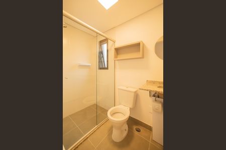 Banheiro de kitnet/studio para alugar com 1 quarto, 28m² em Vila Clementino, São Paulo