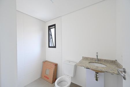 Studio à venda com 28m², 1 quarto e sem vaga Studio à venda com 28m², 1 quarto e sem vagaBanheiro Social