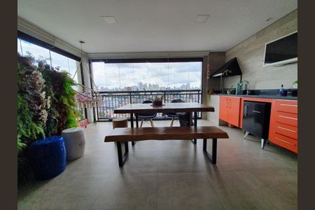 Apartamento à venda com 94m², 2 quartos e 2 vagasFoto 02