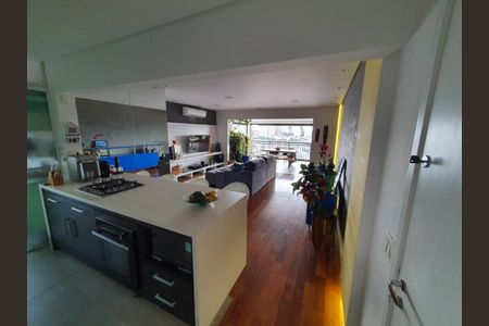 Apartamento à venda com 94m², 2 quartos e 2 vagasFoto 03