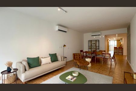 Apartamento à venda com 141m², 3 quartos e 1 vagaSala