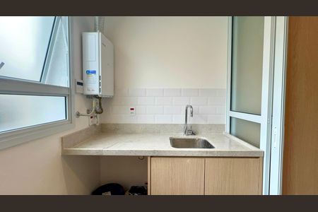 Apartamento à venda com 141m², 3 quartos e 1 vagaÁrea de Serviço