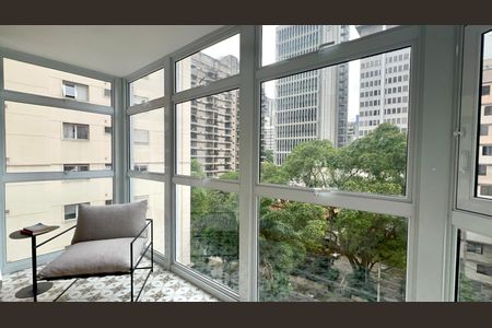 Apartamento à venda com 141m², 3 quartos e 1 vagaVaranda