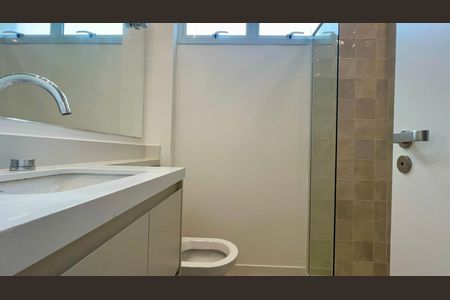 Apartamento à venda com 141m², 3 quartos e 1 vagaBanheiro da Suíte 3