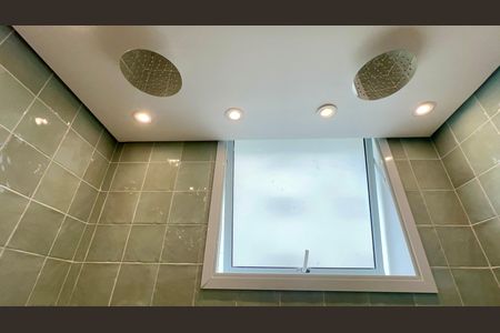 Apartamento à venda com 141m², 3 quartos e 1 vagaBanheiro da Suíte 1