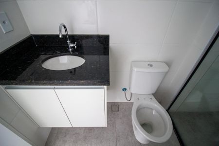 Apartamento para alugar com 67m², 2 quartos e 2 vagas Apartamento para alugar com 67m², 2 quartos e 2 vagasBanheiro