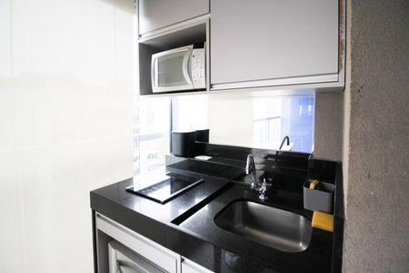 Apartamento para alugar com 27m², 1 quarto e 1 vagaVaranda/ Cozinha