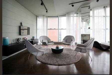 Apartamento para alugar com 27m², 1 quarto e 1 vagaÁrea comum - Salão de festas