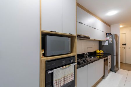 Apartamento à venda com 75m², 3 quartos e 2 vagasCozinha