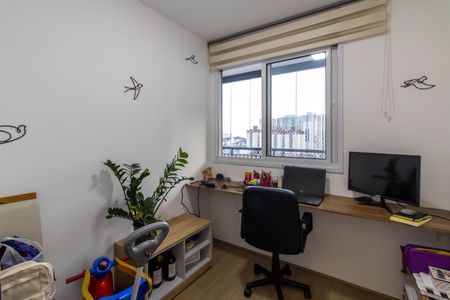 Apartamento à venda com 75m², 3 quartos e 2 vagasQuarto 3