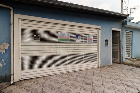 Fachada com a Plaquinha MTXM-505 de casa à venda com 4 quartos, 391m² em Parque Oratório, Santo André