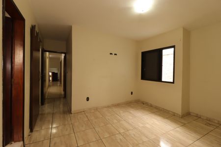 Casa à venda com 391m², 4 quartos e 3 vagasSuíte