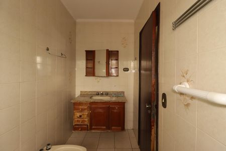 Casa à venda com 391m², 4 quartos e 3 vagasBanheiro da Suíte