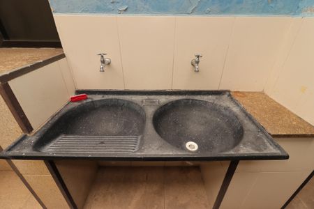 Área de Serviço - Tanque de casa à venda com 4 quartos, 391m² em Parque Oratório, Santo André