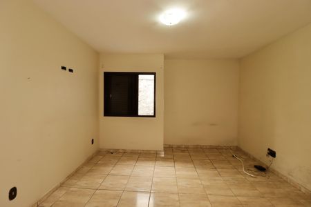 Casa à venda com 391m², 4 quartos e 3 vagasSuíte