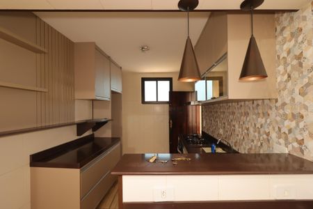 Casa à venda com 391m², 4 quartos e 3 vagasCozinha