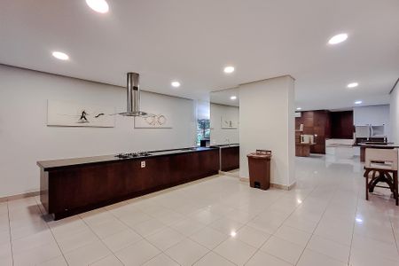 Apartamento à venda com 237m², 4 quartos e 5 vagas Apartamento à venda com 237m², 4 quartos e 5 vagasÁrea comum