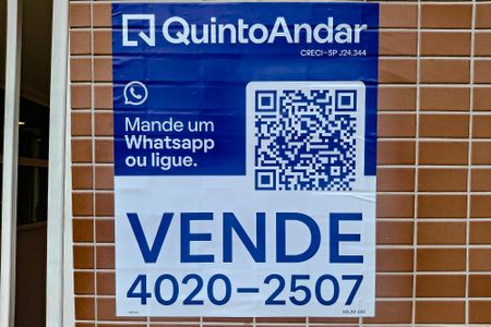 Apartamento à venda com 237m², 4 quartos e 5 vagas Apartamento à venda com 237m², 4 quartos e 5 vagasPlaquinha